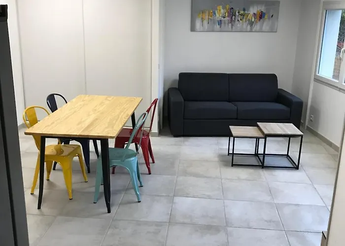 7 -logis Carmes 1km Cure * Jonzac